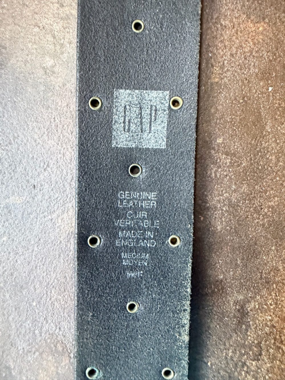 90s GAP Leather Belt with Rivets - Picture 4 of 5